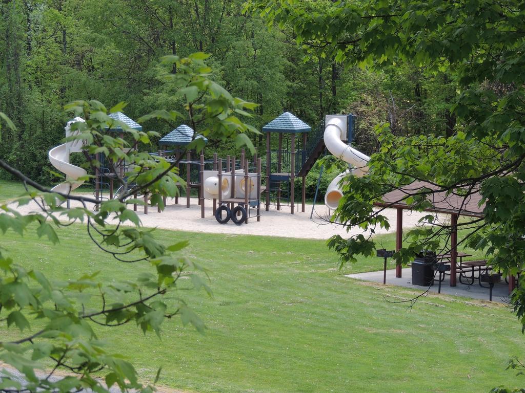 Scotrun Camping Resort Deluxe Park Model 4 Eksteriør bilde